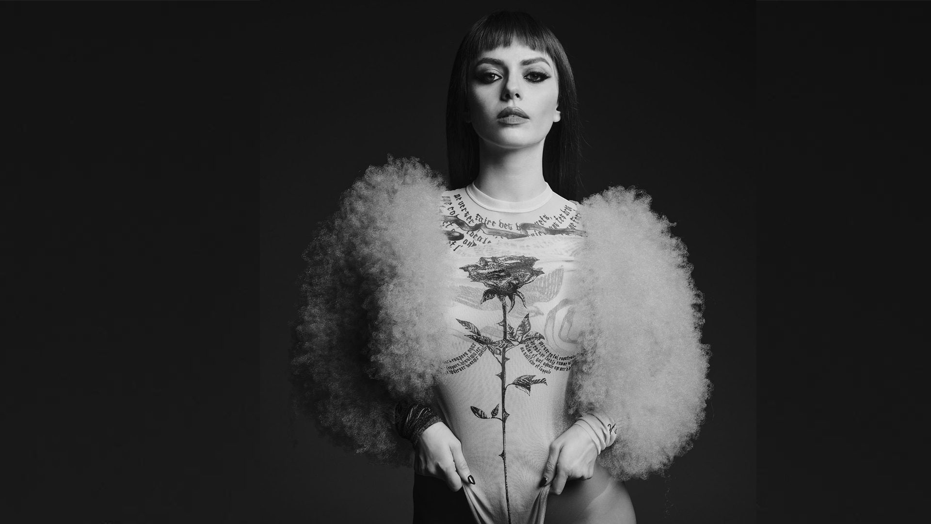 Annalisa col body sgambato: "Il mio corpo comunica, il mio corpo sono io"