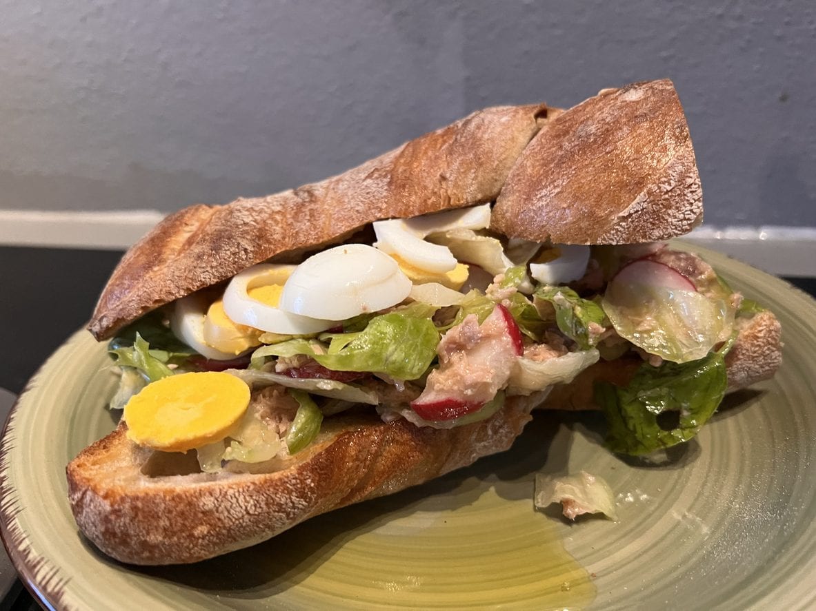 Pan bagnat