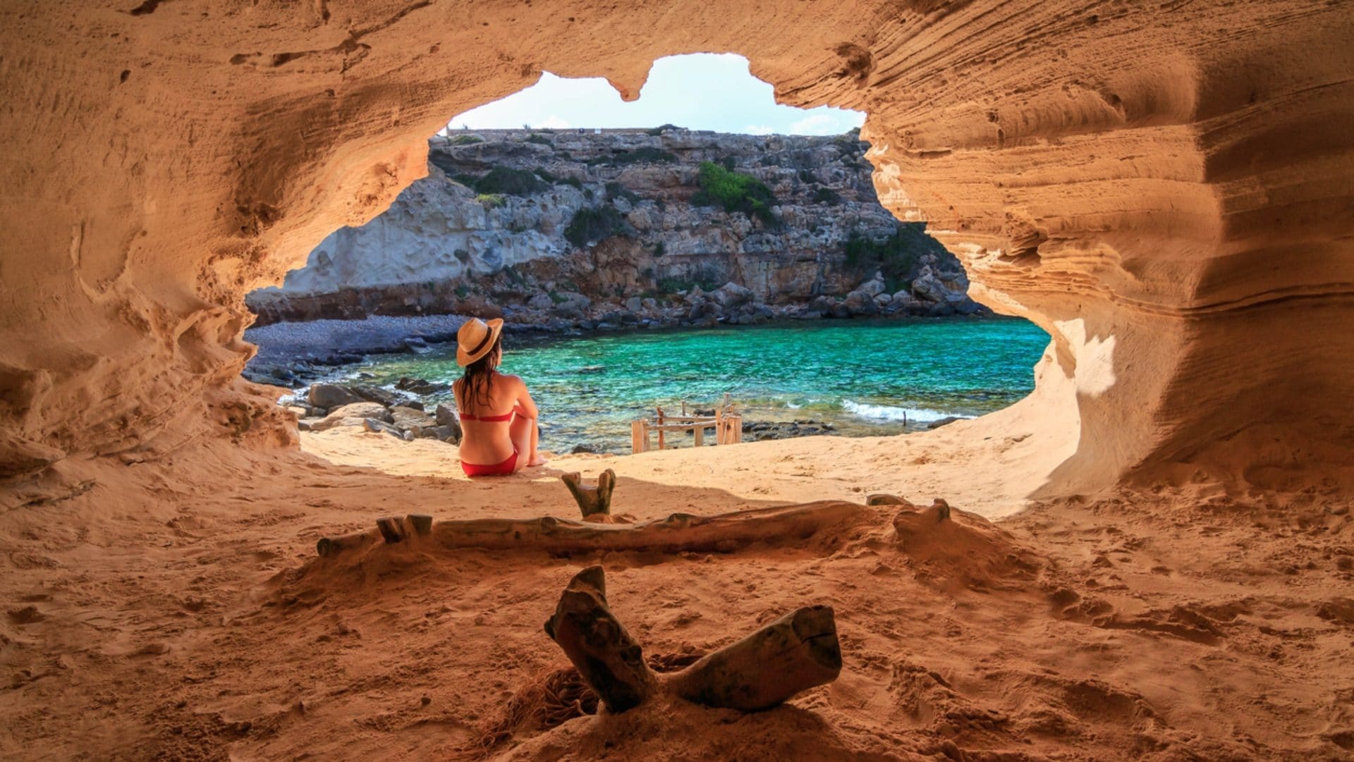 Qual è l’isola spagnola che sembra Ibiza (ma meno affollata)