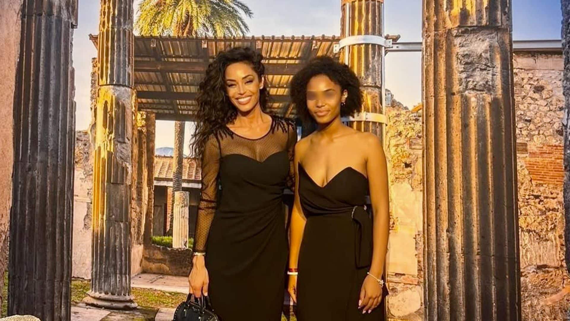 Raffaella Fico e la figlia Pia Balotelli: il look da concerto è coordinato in total black