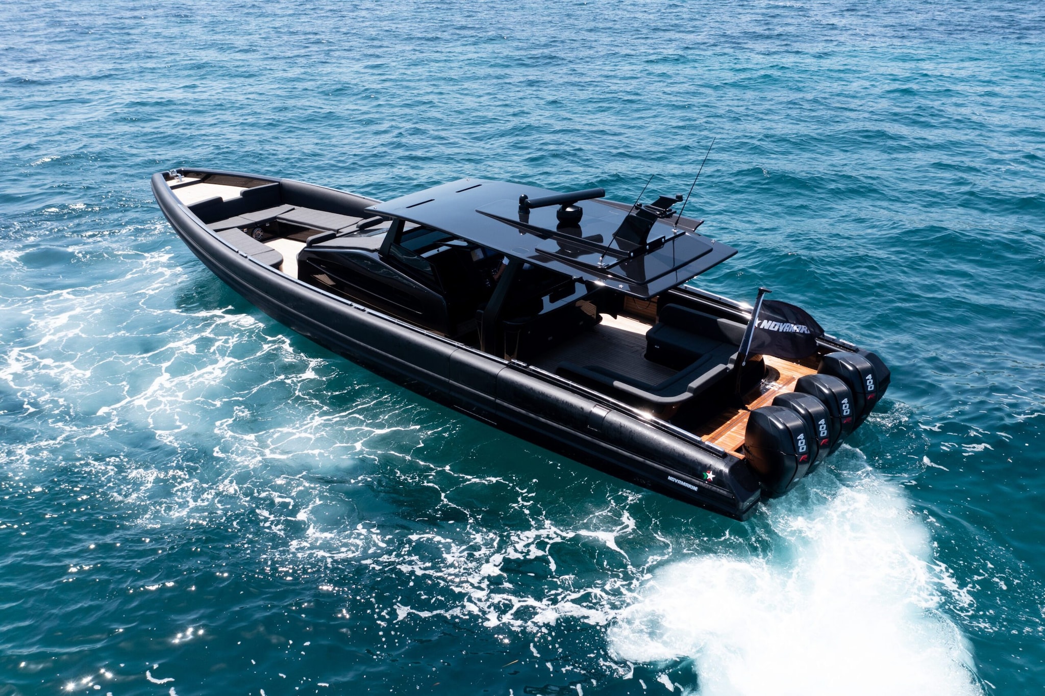 Novamarine black shiver 160