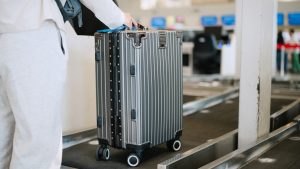 Perché sudare potrebbe farti fermare ai controlli di sicurezza in aeroporto