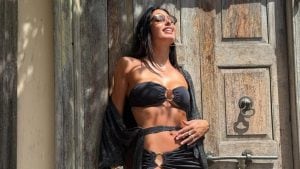 L'estate in nero di Elisabetta Gregoraci
