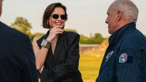 Kasia Smutniak rende unico anche il look più semplice