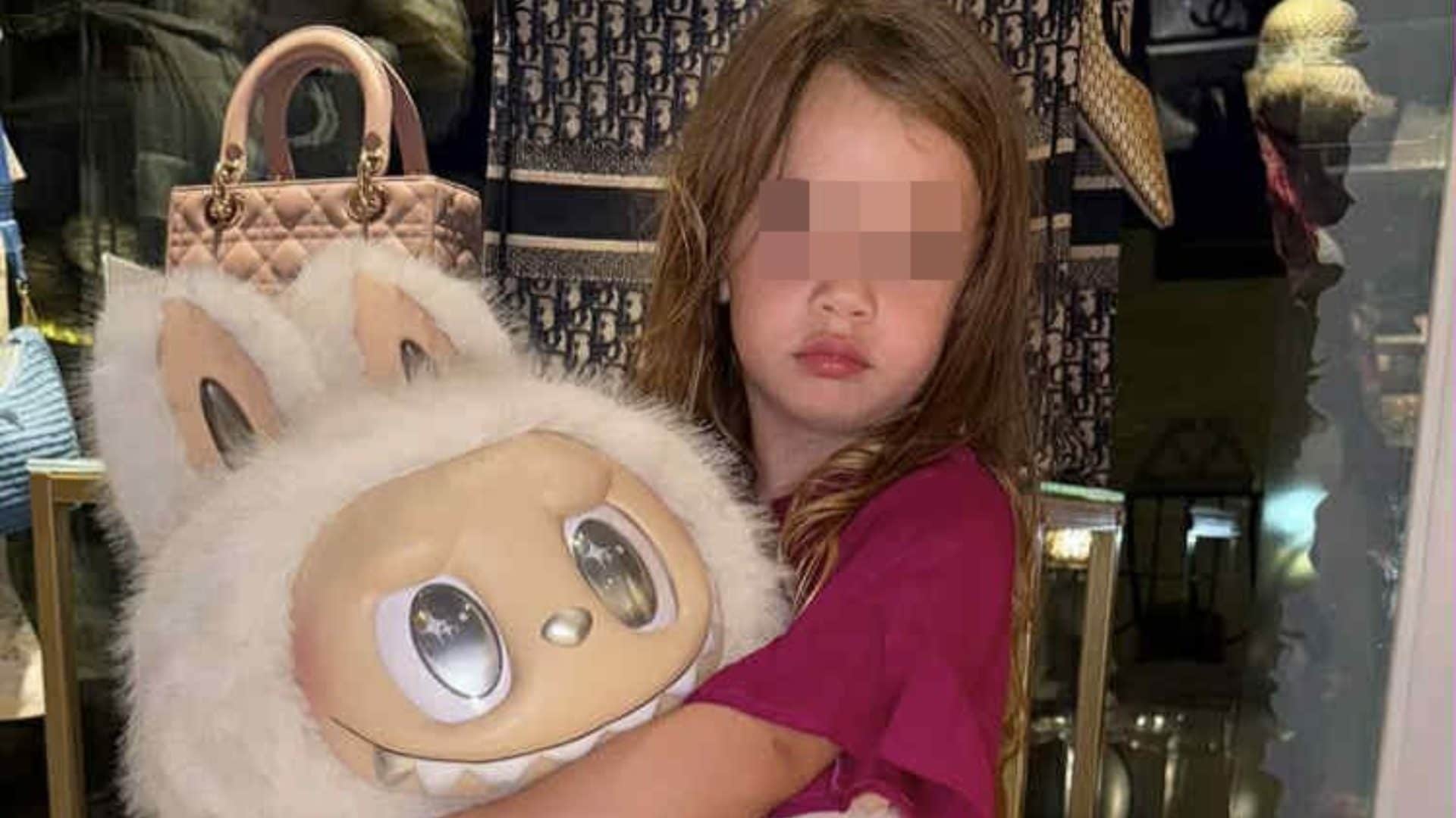 Quanto costa il Labubu gigante di Luna Marì