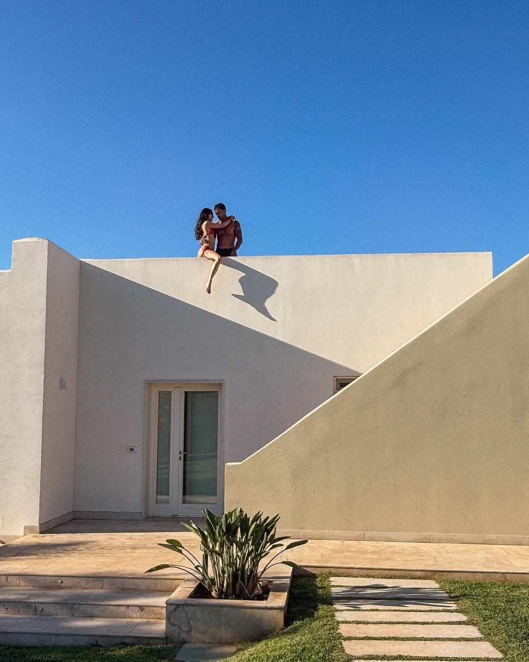 Gli esterni della villa a Ostuni