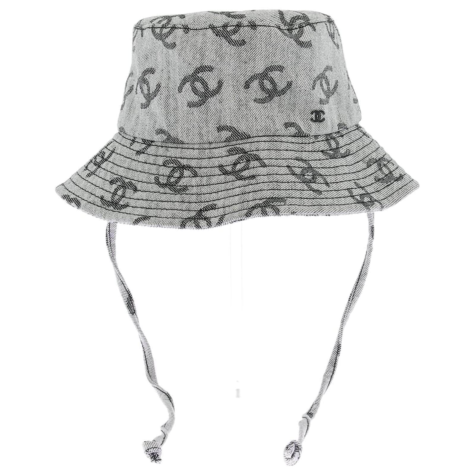 Cappello Chanel