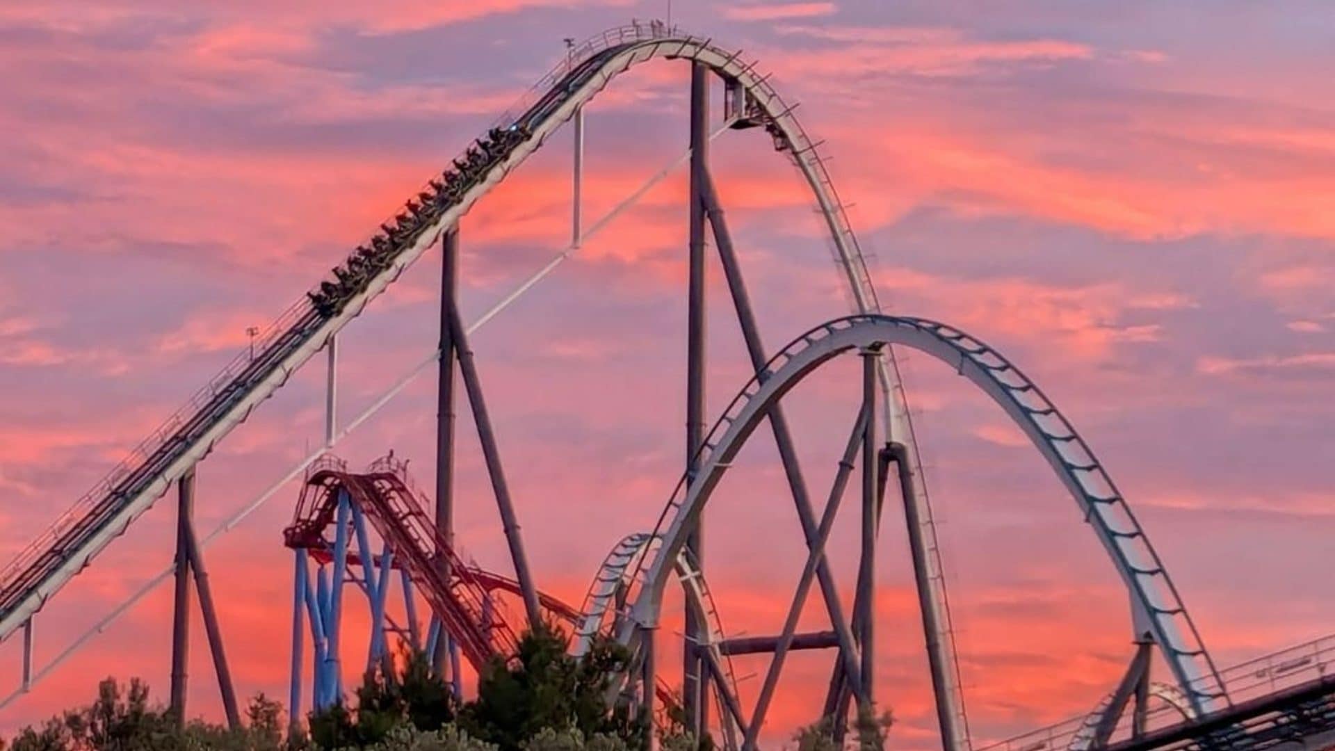 Dove si trova il parco divertimenti con le montagne russe più alte d'Europa