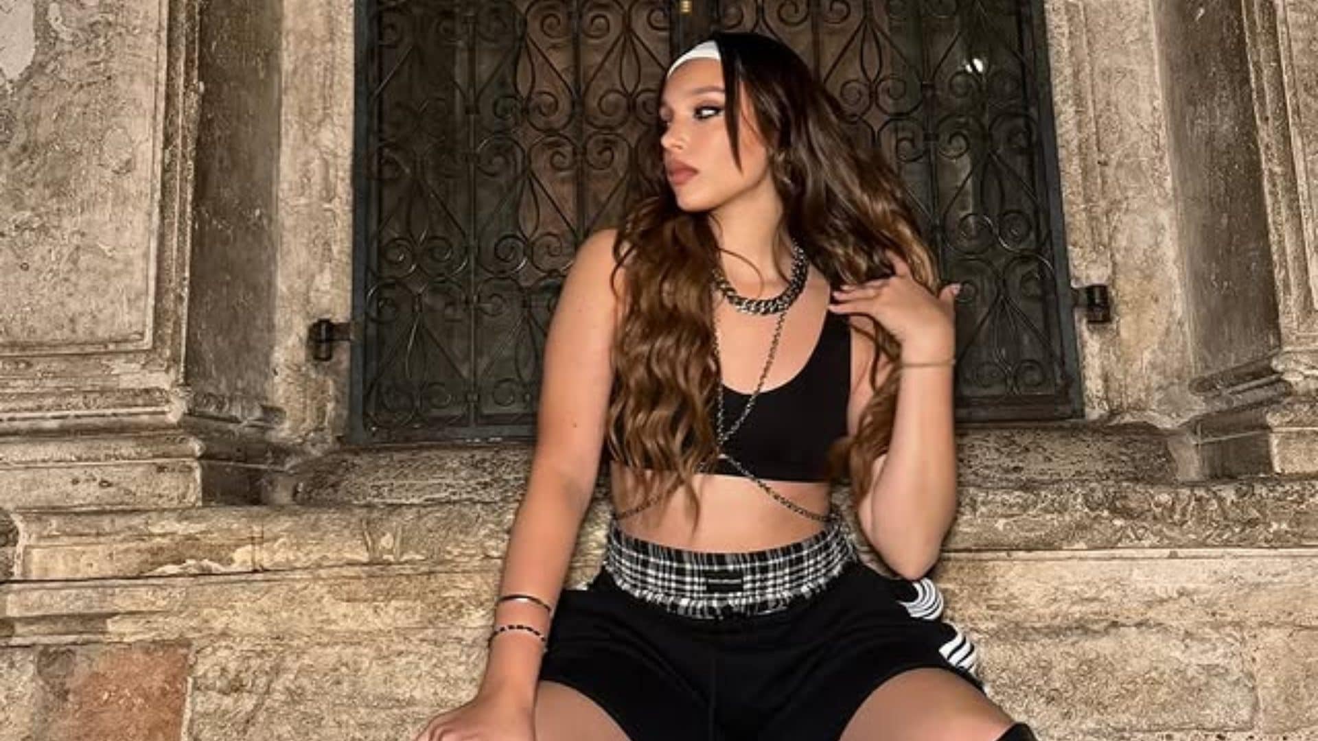 Sarah Toscano dopo il body shaming risponde agli haters che la insultano per il suo corpo