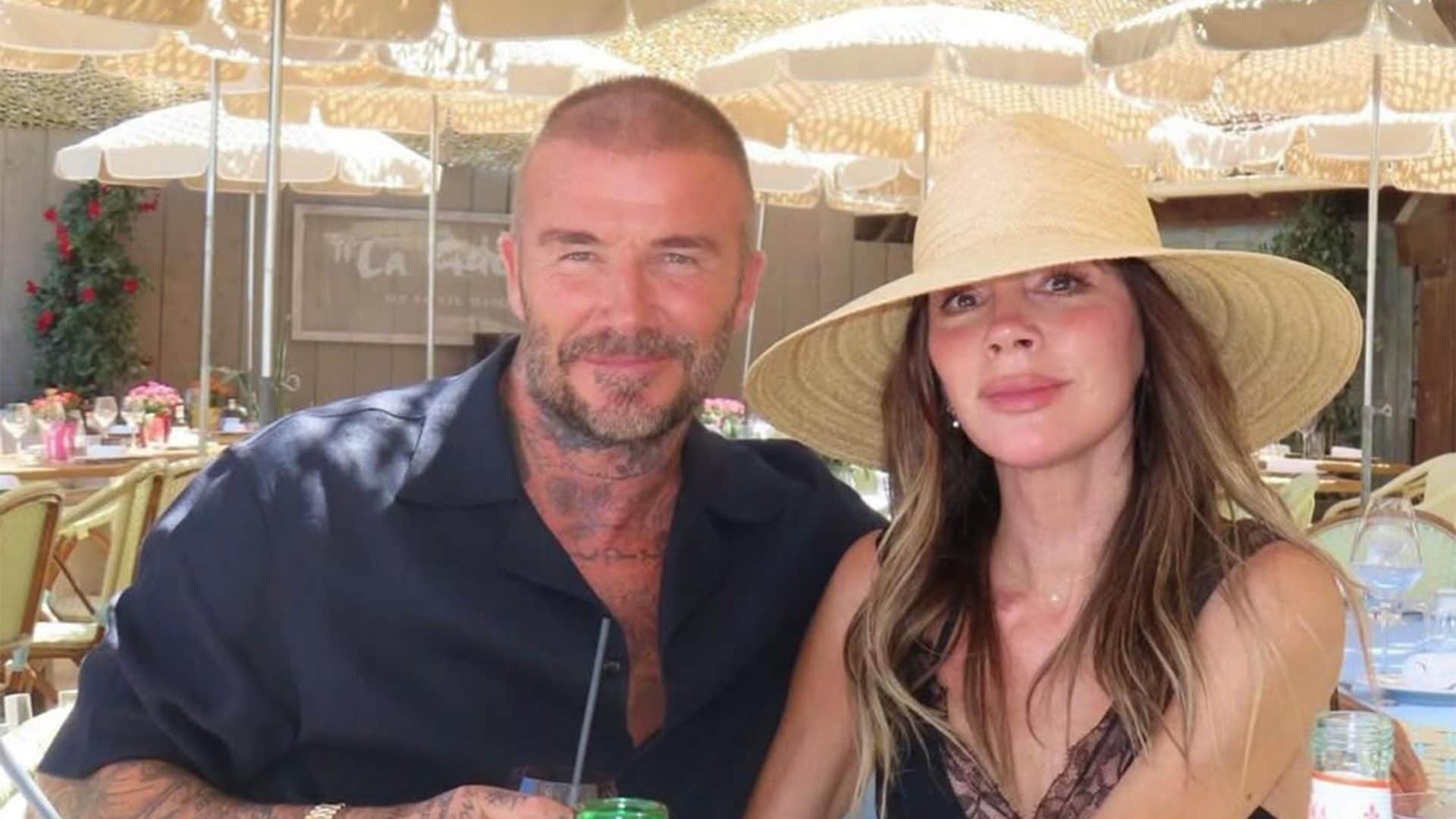 David e Victoria Beckham in vacanza in Toscana: come è fatto lo yacht Seven da 7 milioni
