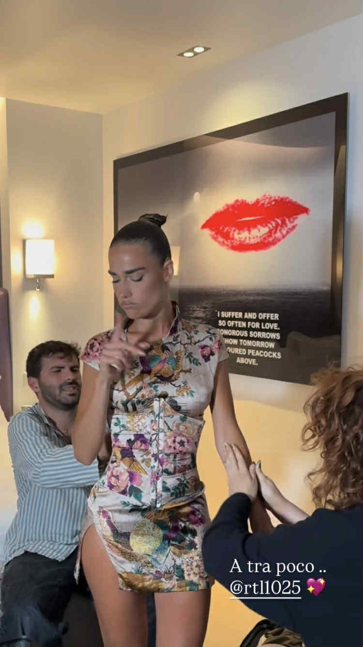 Clara nel backstage