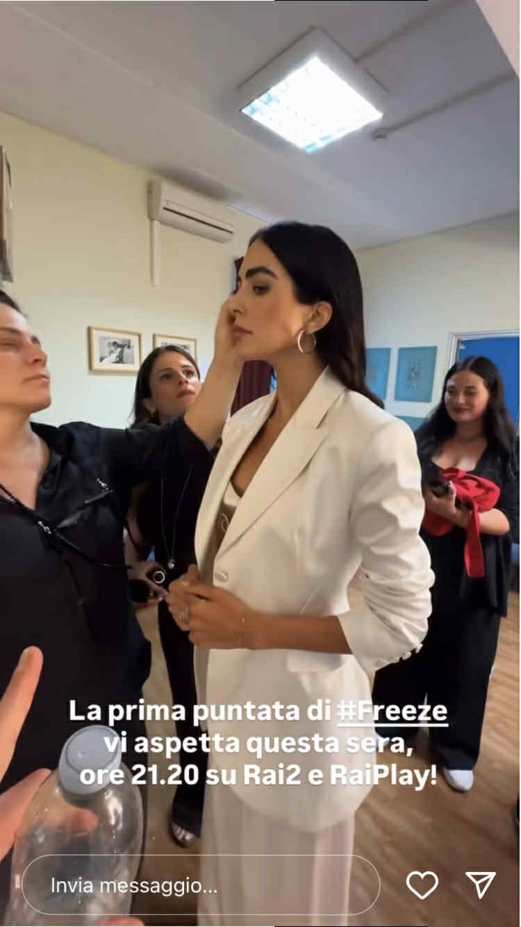 Rocìo in total white