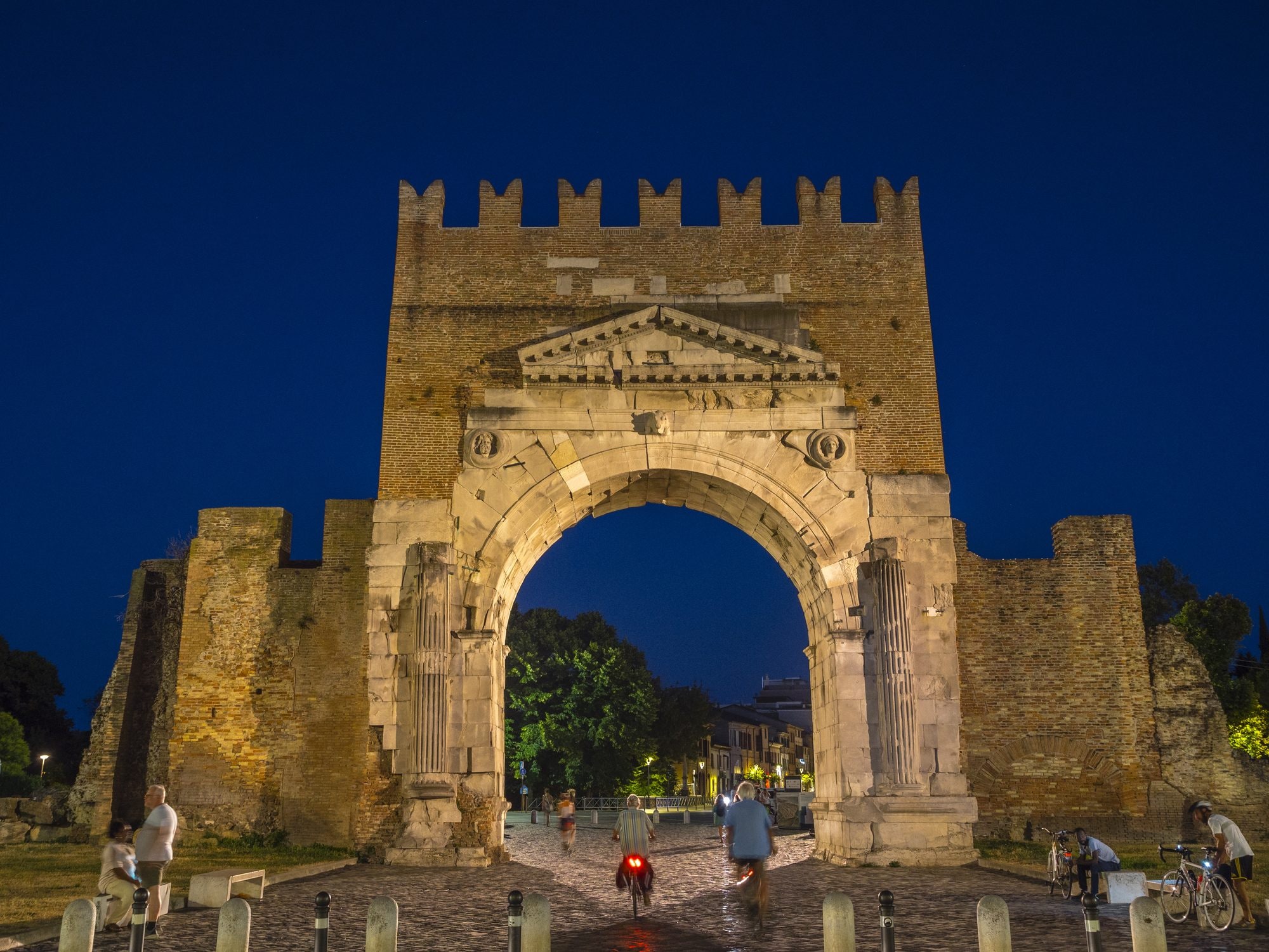 Arco di Augusto, Rimini
