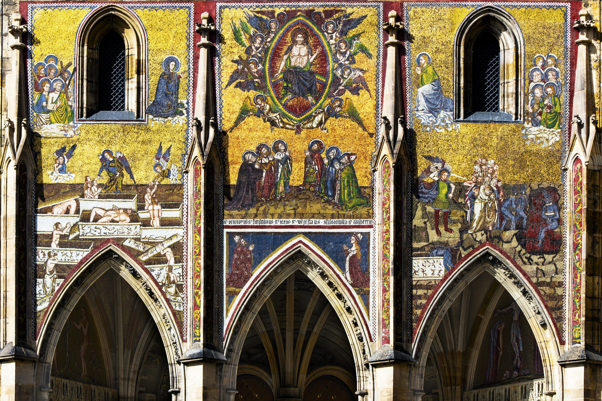 Dettaglio della parte esterna della Cattedrale di San Vito, Praga