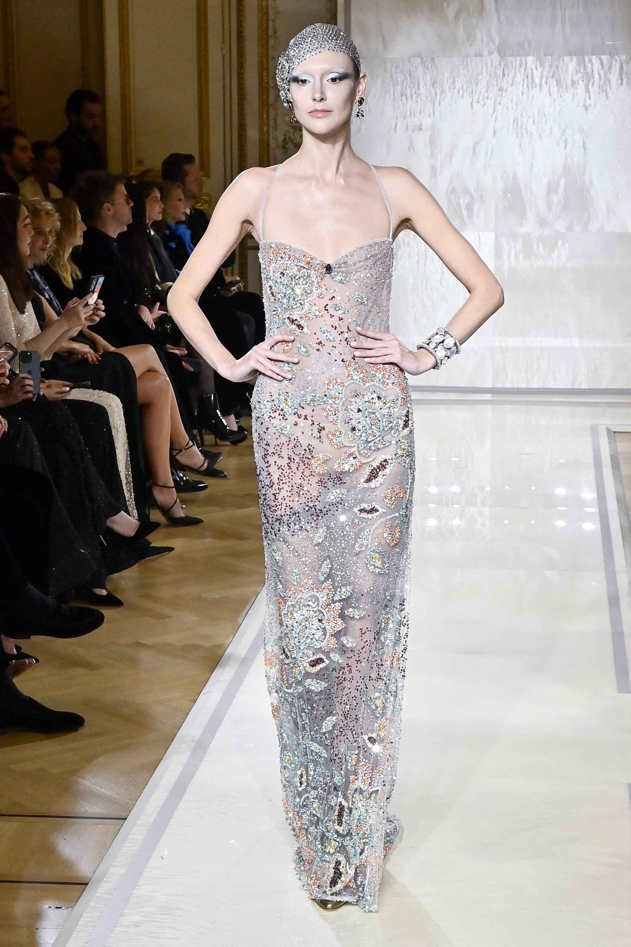 Sfilata Giorgio Armani Privé Primavera 2025