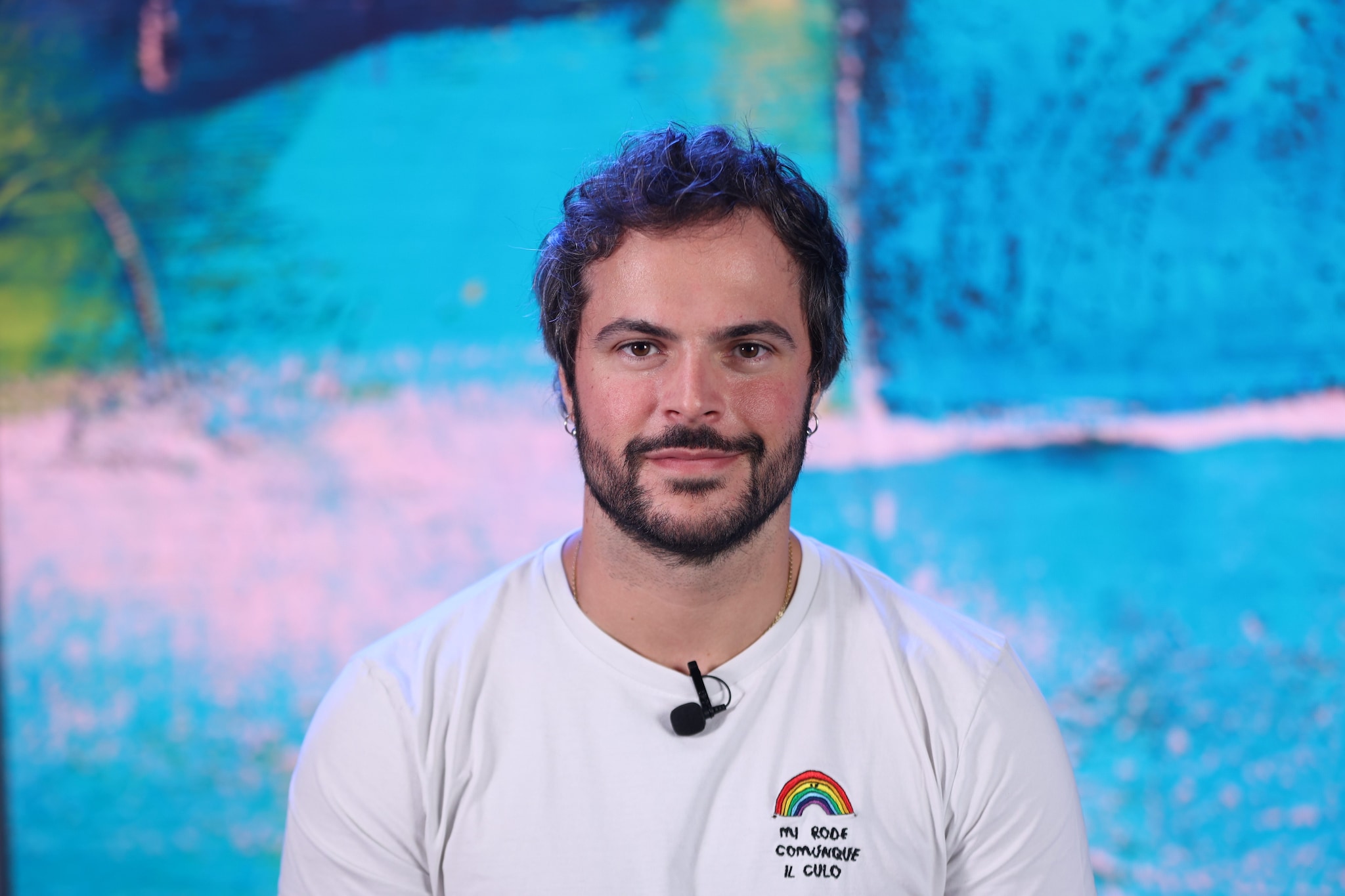 Guglielmo Scilla, un racconto onesto: "Mi dissero che il coming out non avrebbe aiutato a fare cinema"