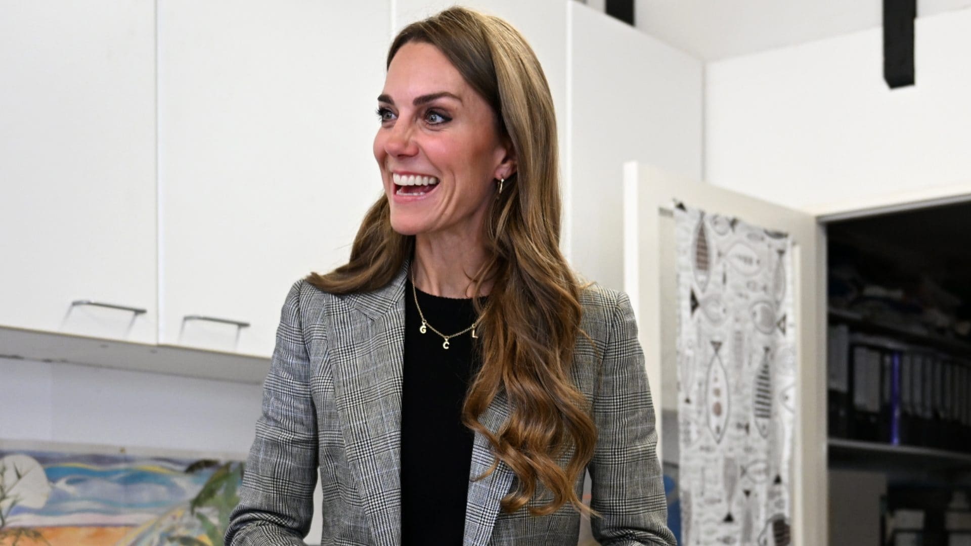 La "tailleur era" di Kate Middleton: il nuovo look nasconde degli omaggi a William e ai figli