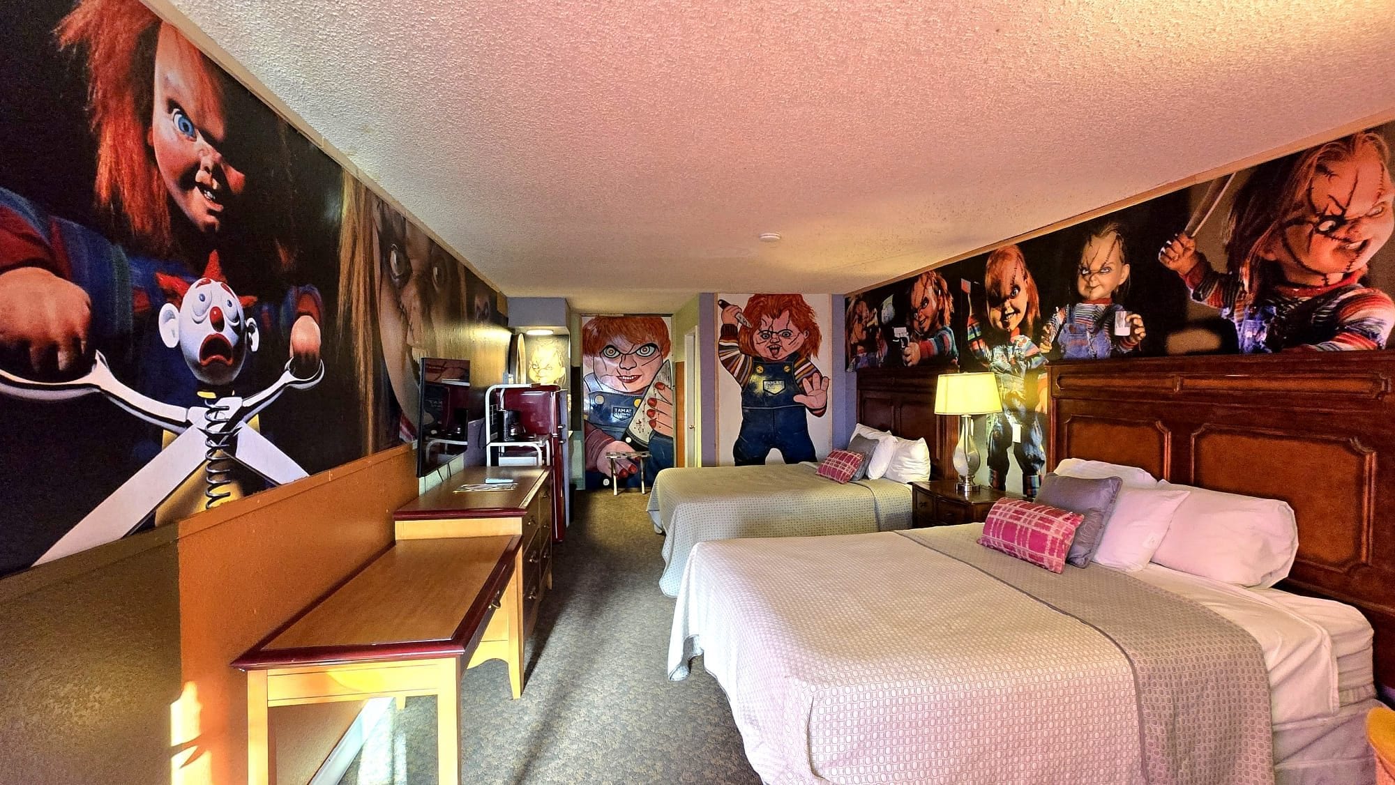 Clown Motel