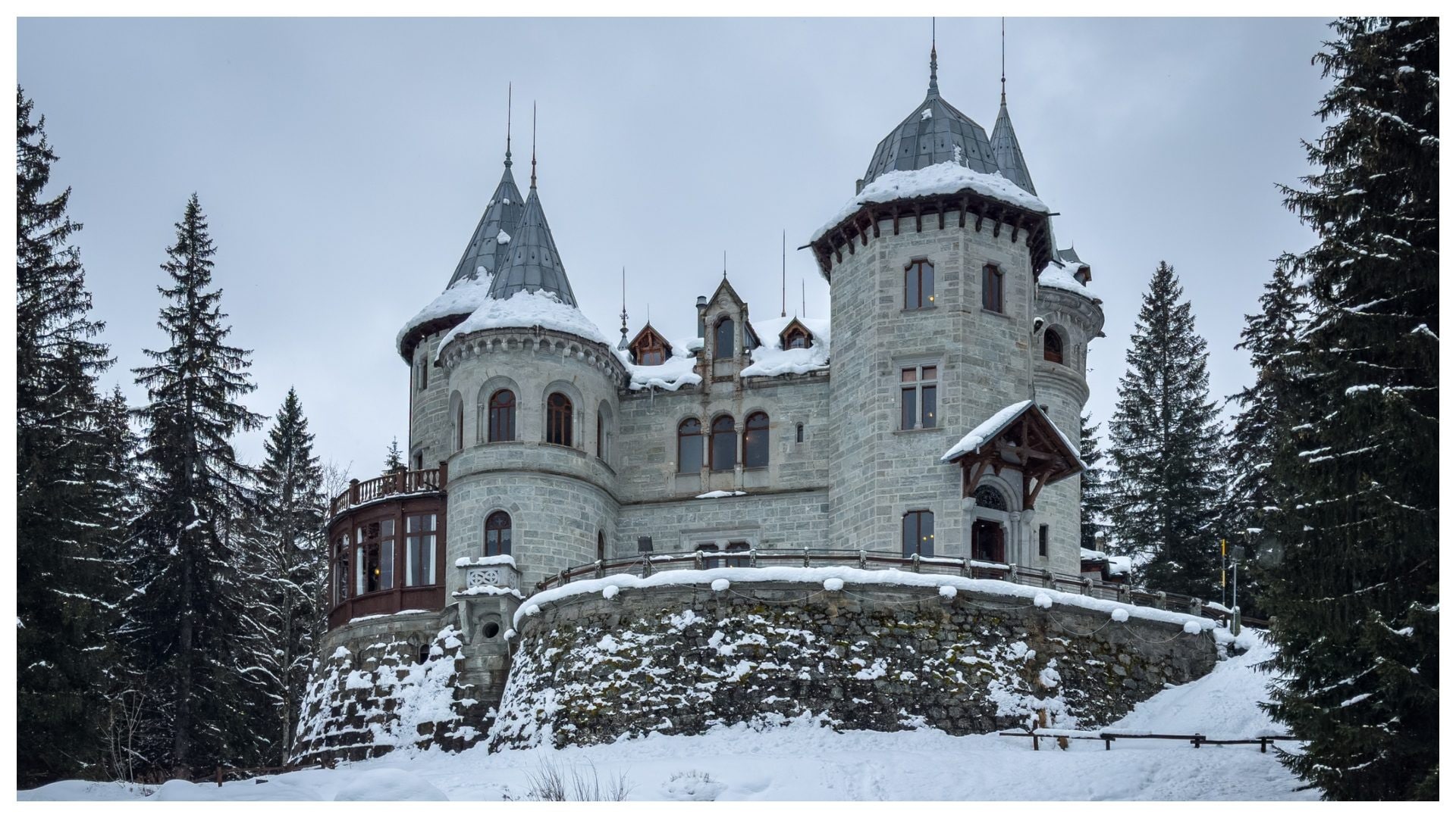 Il Castello di Cenerentola esiste davvero e si trova in Valle d'Aosta