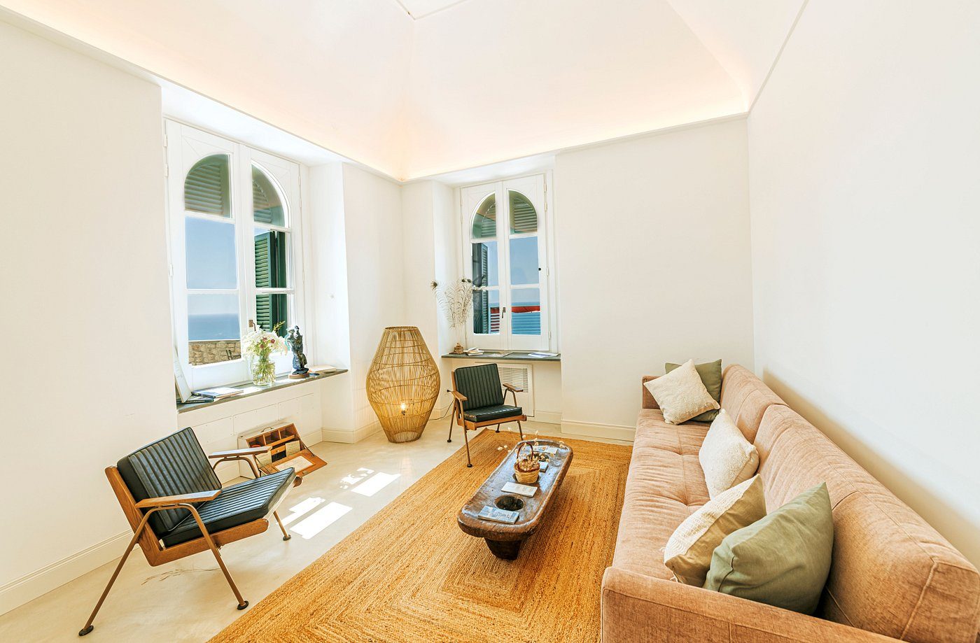 Faro Punta Imperatore, salottino