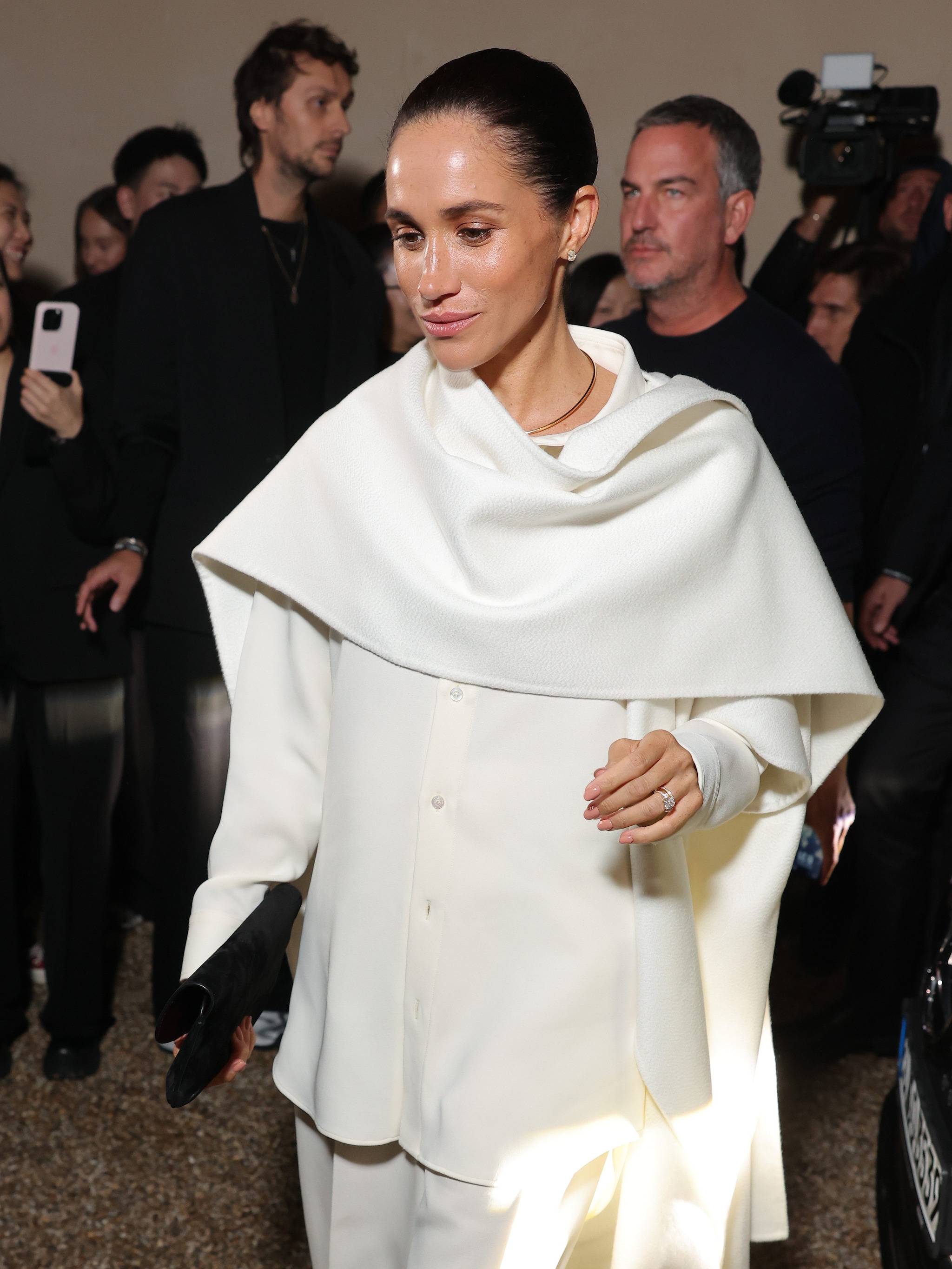 Meghan Markle in total white