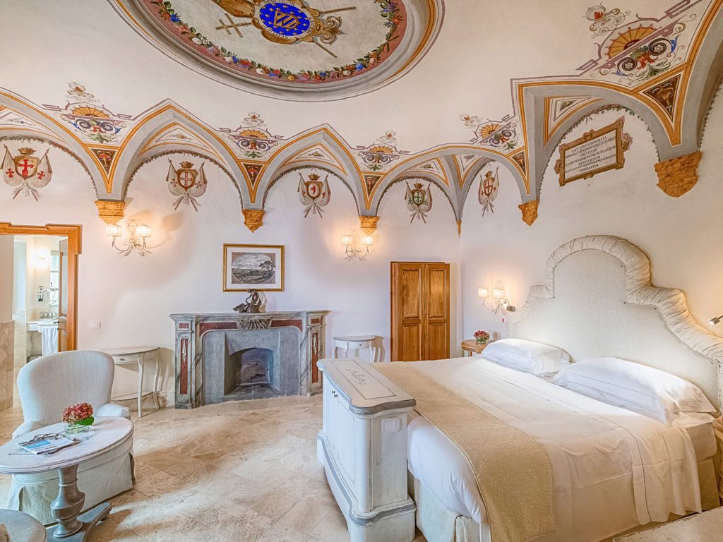 Gli affreschi, Junior Suite del Monastero di Cortona