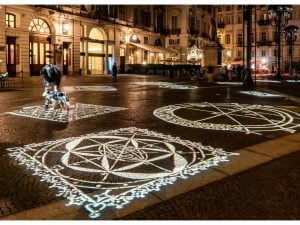 Luci-dartista-torino-Mario-Airo-300x225.jpg