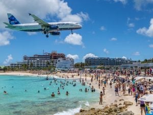Maho-Beach-300x225.jpg