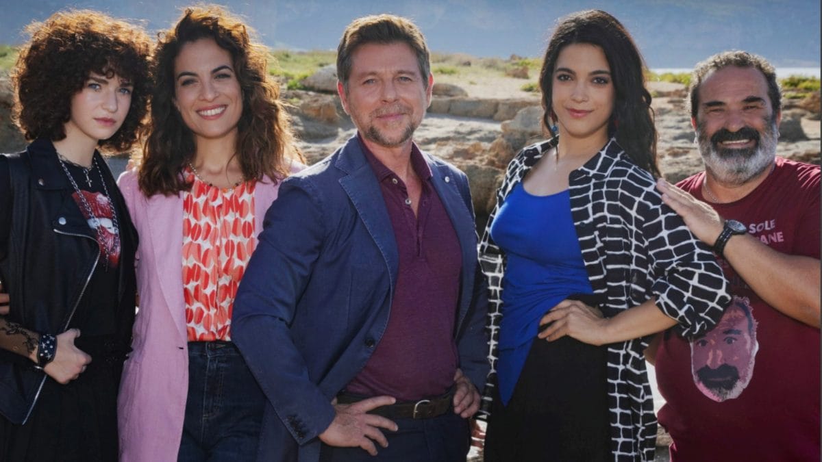 Il cast di Makari