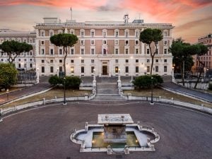 Roma-Palazzo-del-Viminale-300x225.jpg