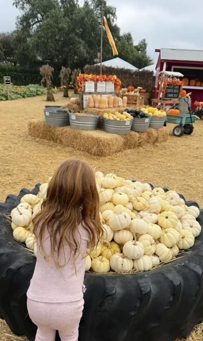 Lilibet in total pink