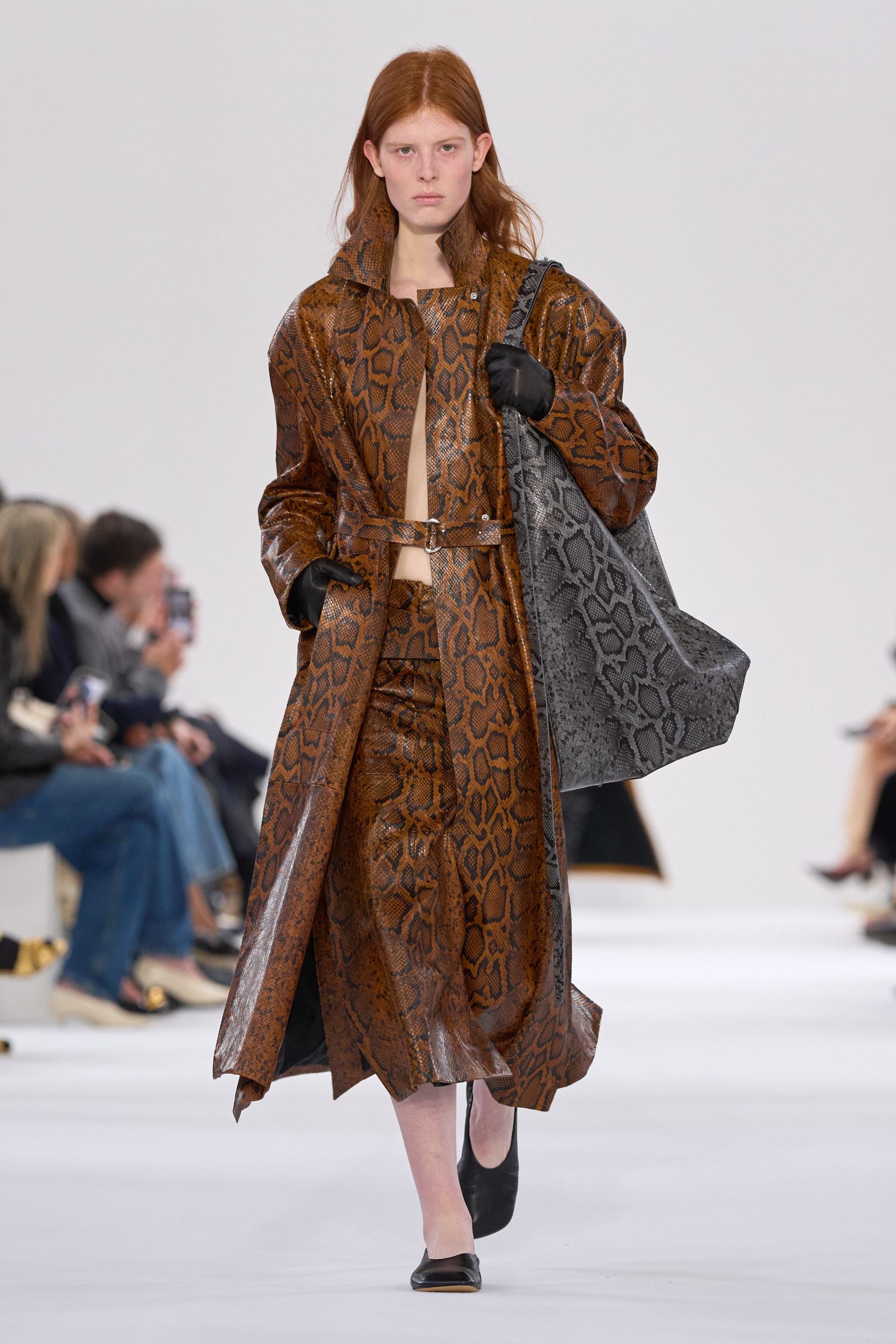 Il trench animalier di Sportmax