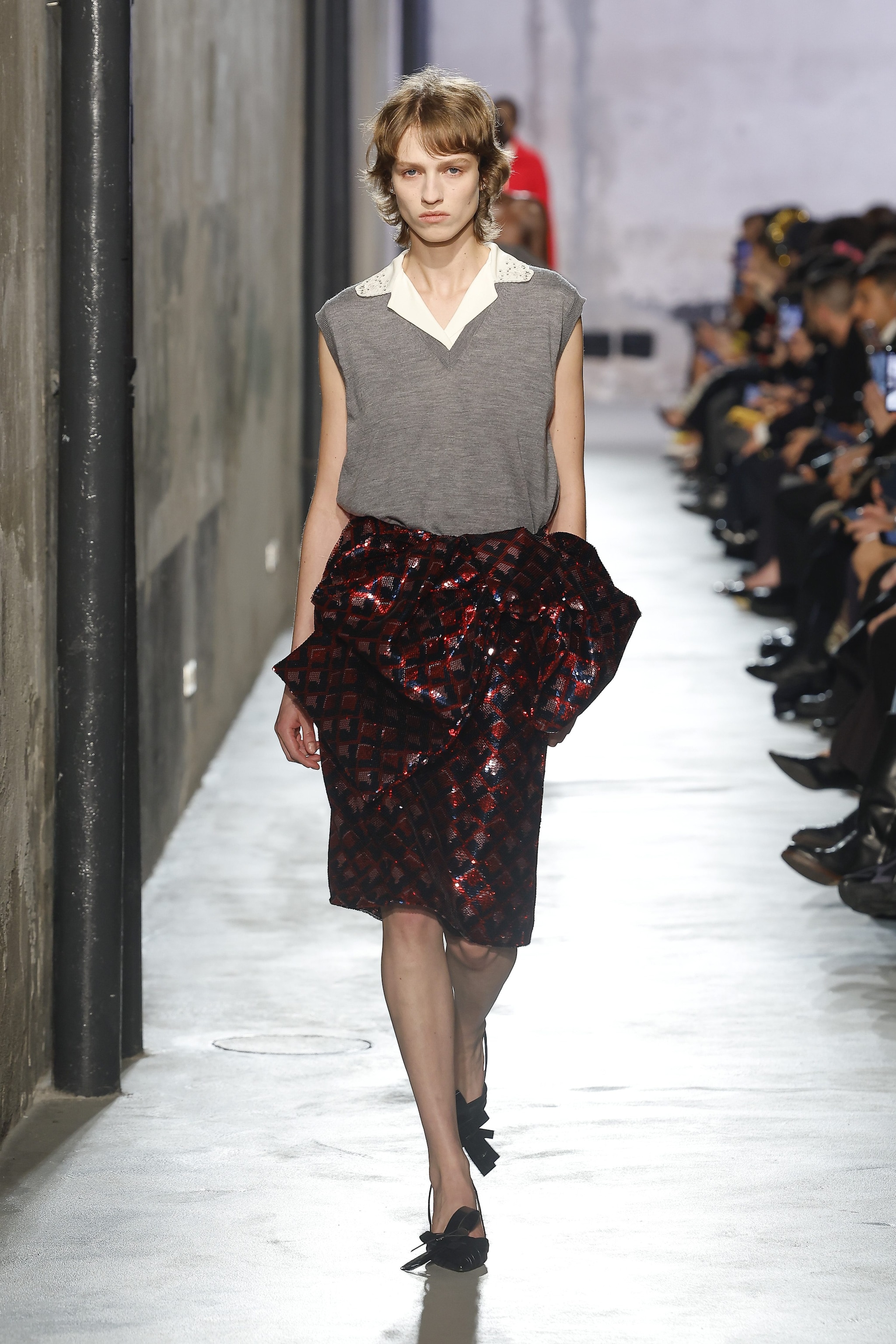 Il gilet crop in lana sottile di N21