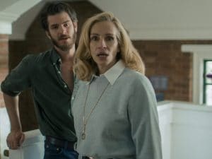 After the Hunt, il significato della collana che Julia Roberts indossa nel film di Luca Guadagnino