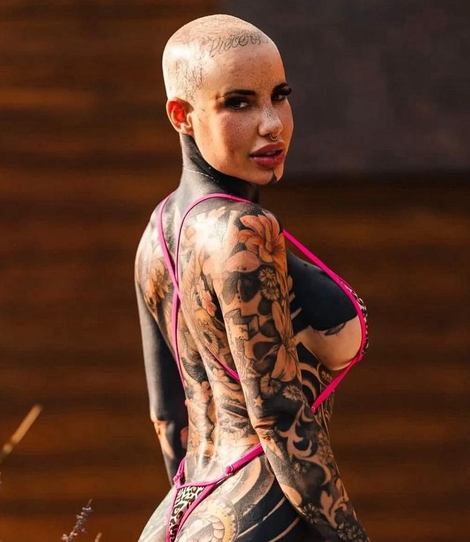 Instagram @alex.ink.009