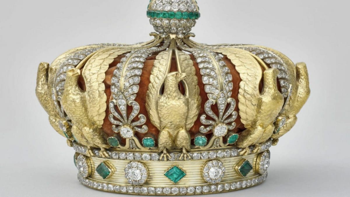 La corona dell’Imperatrice rubata al Louvre