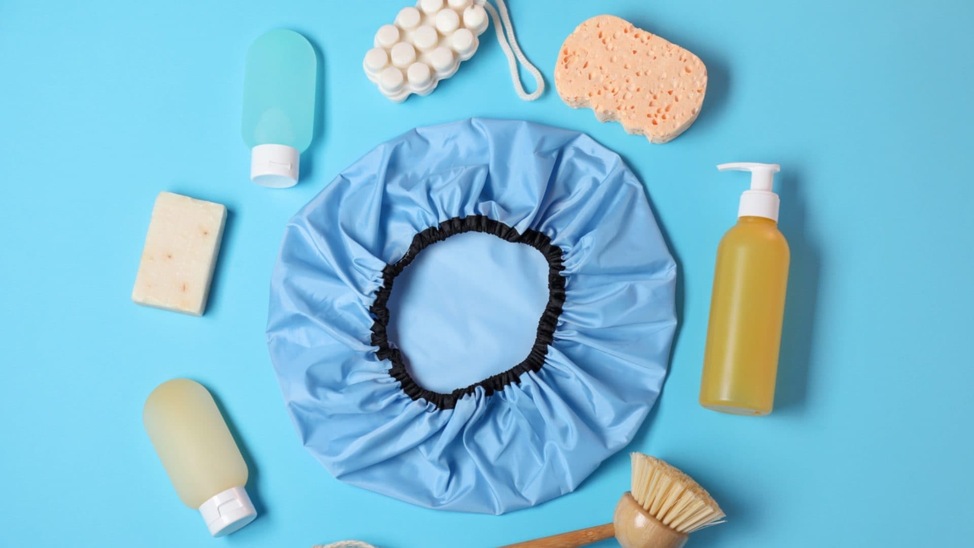 Perché dovresti sempre portare a casa la cuffia per la doccia degli hotel