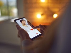 dating-app-dogfishing-300x225.jpg