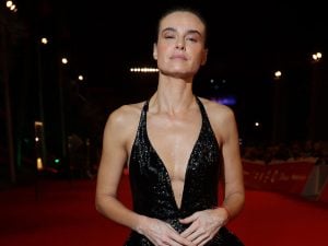 kasia-smutniak-300x225.jpg
