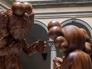 kaws-mostra-firenze-scultura-palazzo-strozzi-300x225.jpg