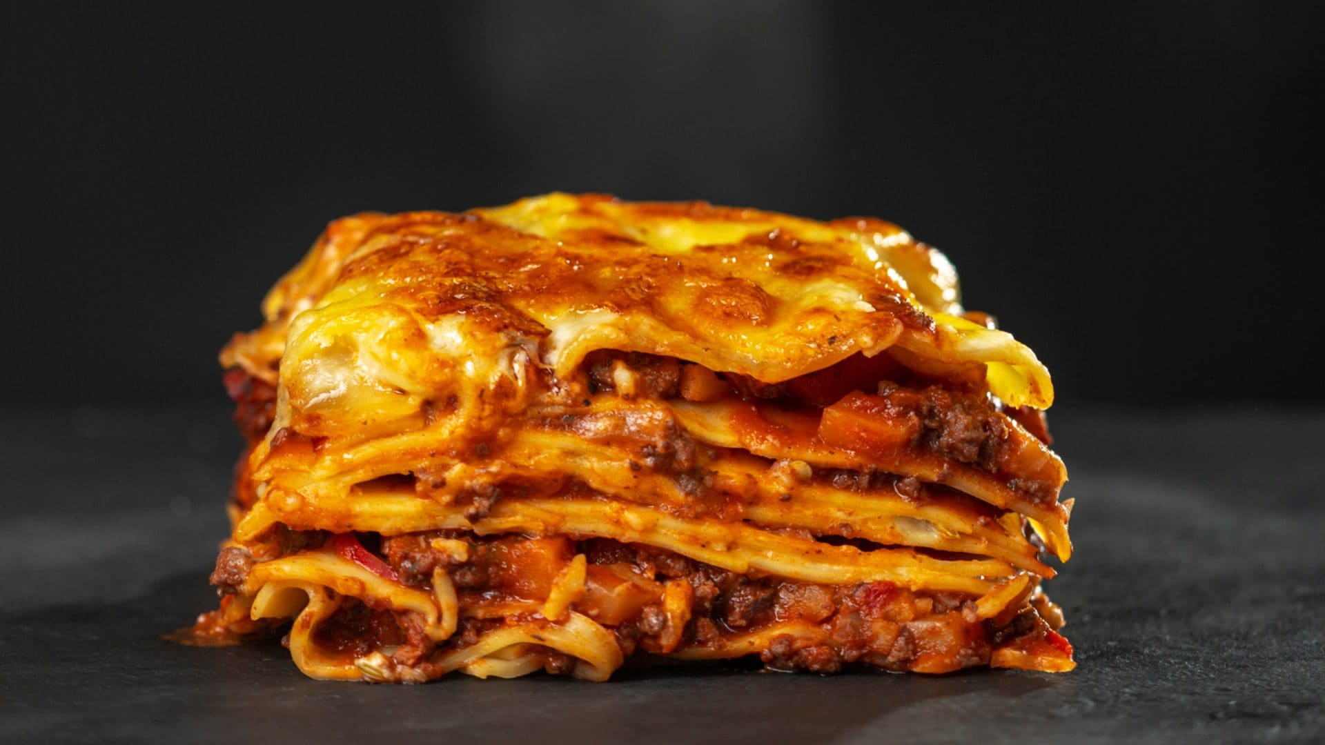 La classifica dei migliori Paesi al mondo per il cibo: l'Italia è sul podio