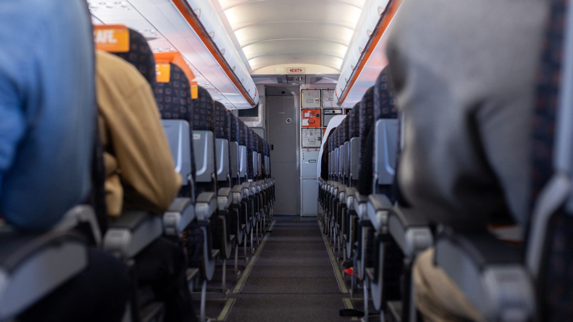 Perché non dovresti mai cambiare posto in aereo prima del decollo