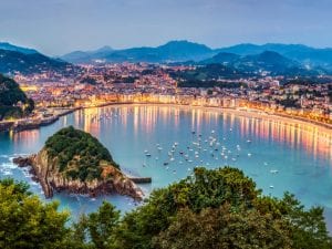 san-sebastian-spagna-divieti-turisti-300x225.jpg