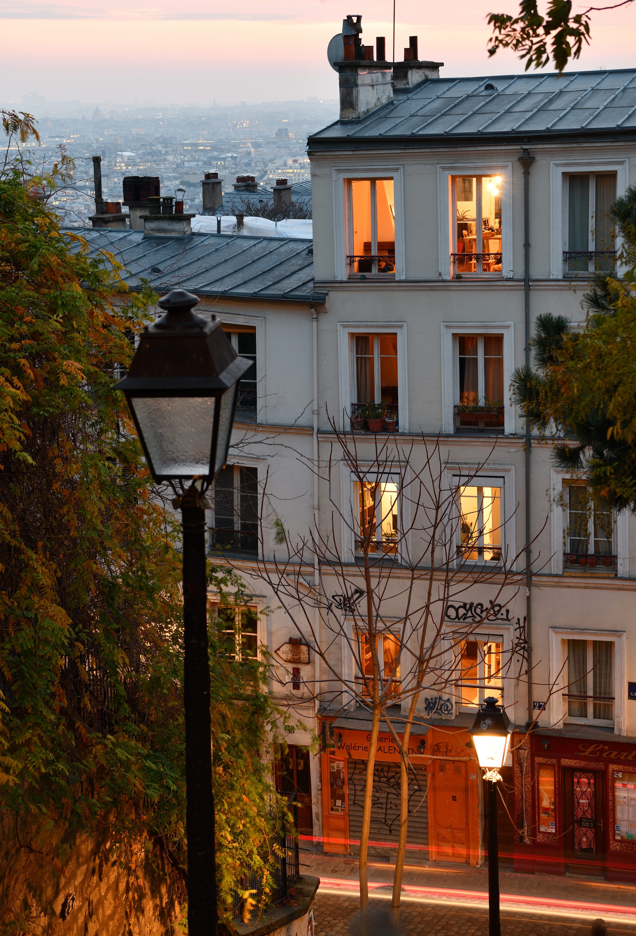 Appartamenti illuminati vicino a Montmartre