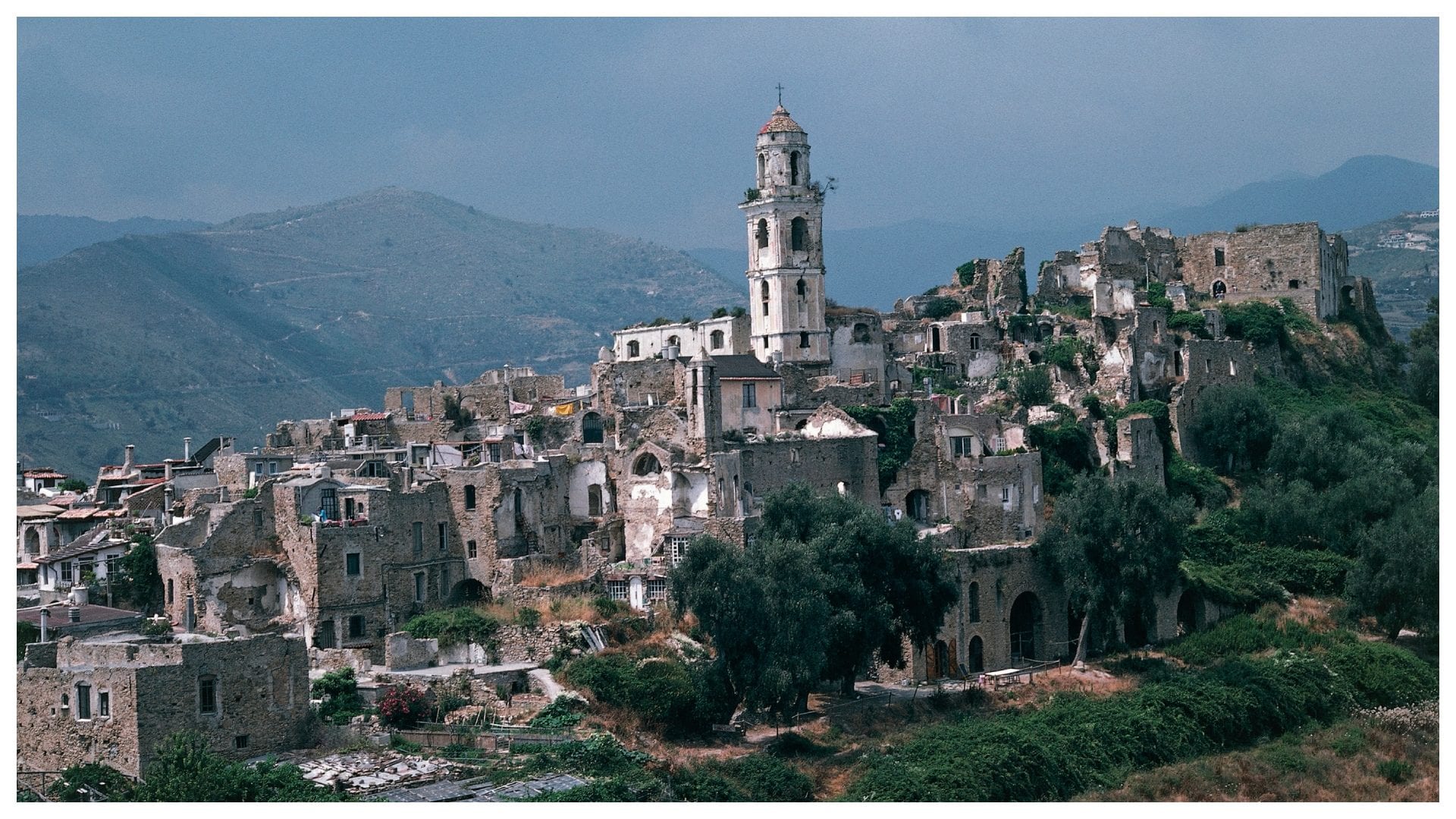 Bussana Vecchia, Liguria