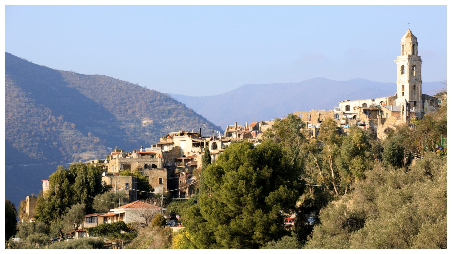 Bussana Vecchia, Liguria
