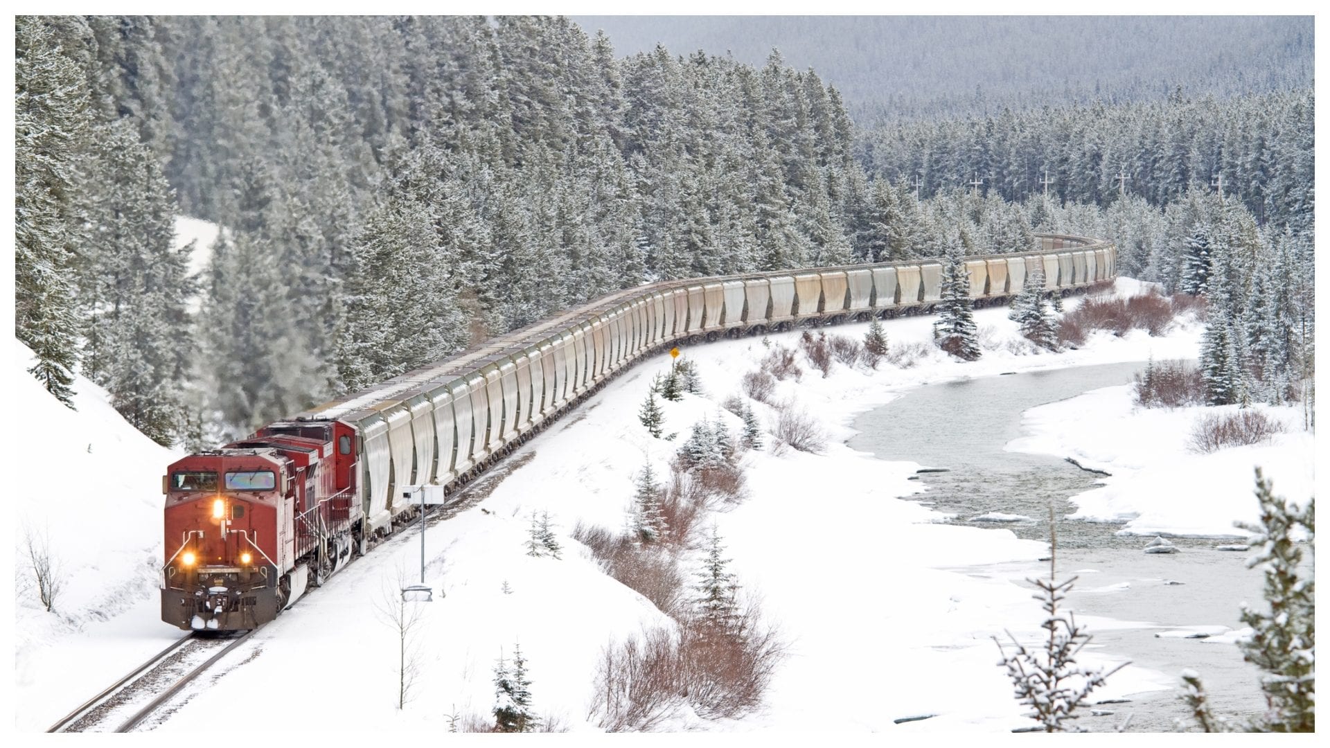 Transiberiana d'Italia a Natale 2025: prezzi dei biglietti, orari e percorsi per i mercatini natalizi