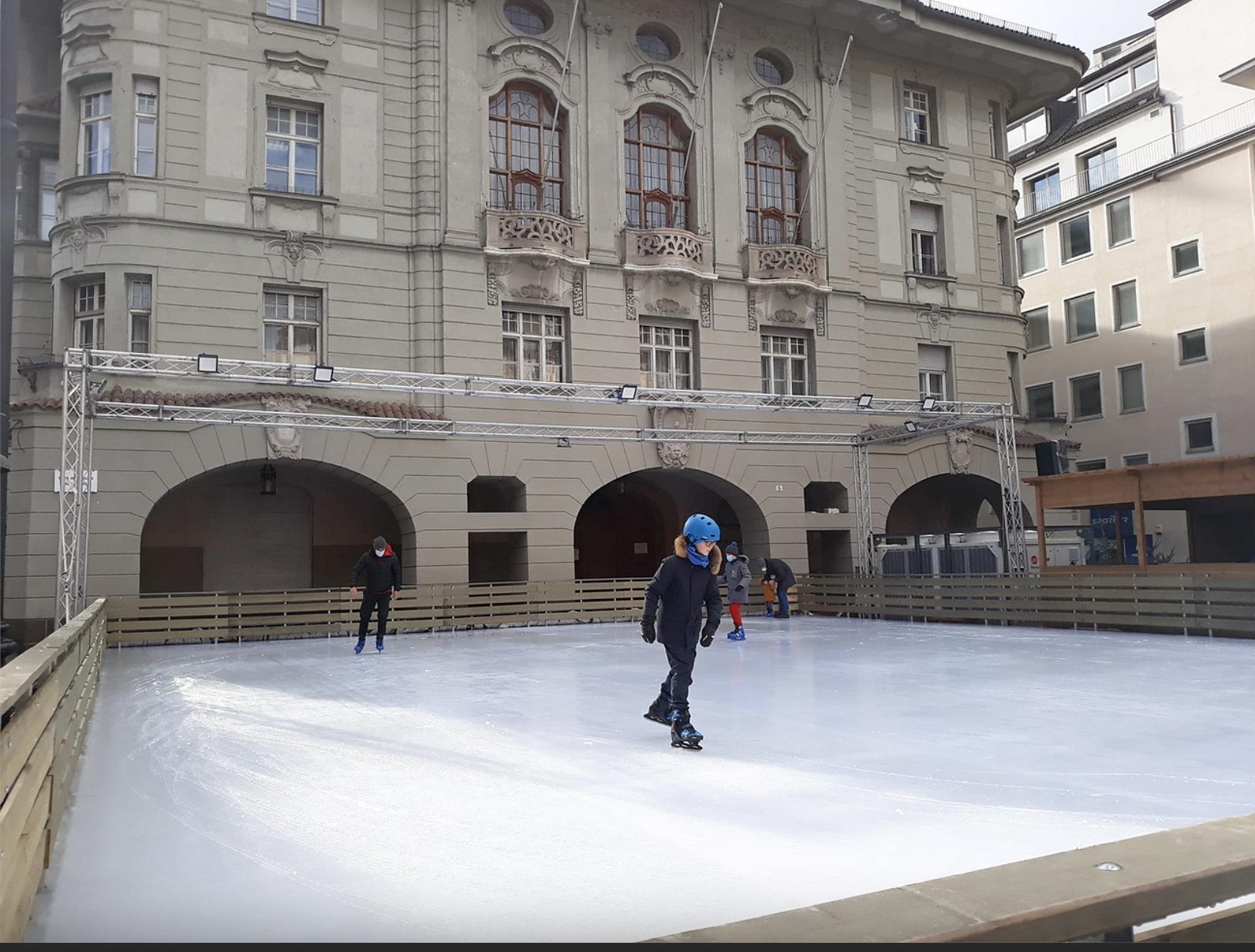 La pista di pattinaggio di Bolzano