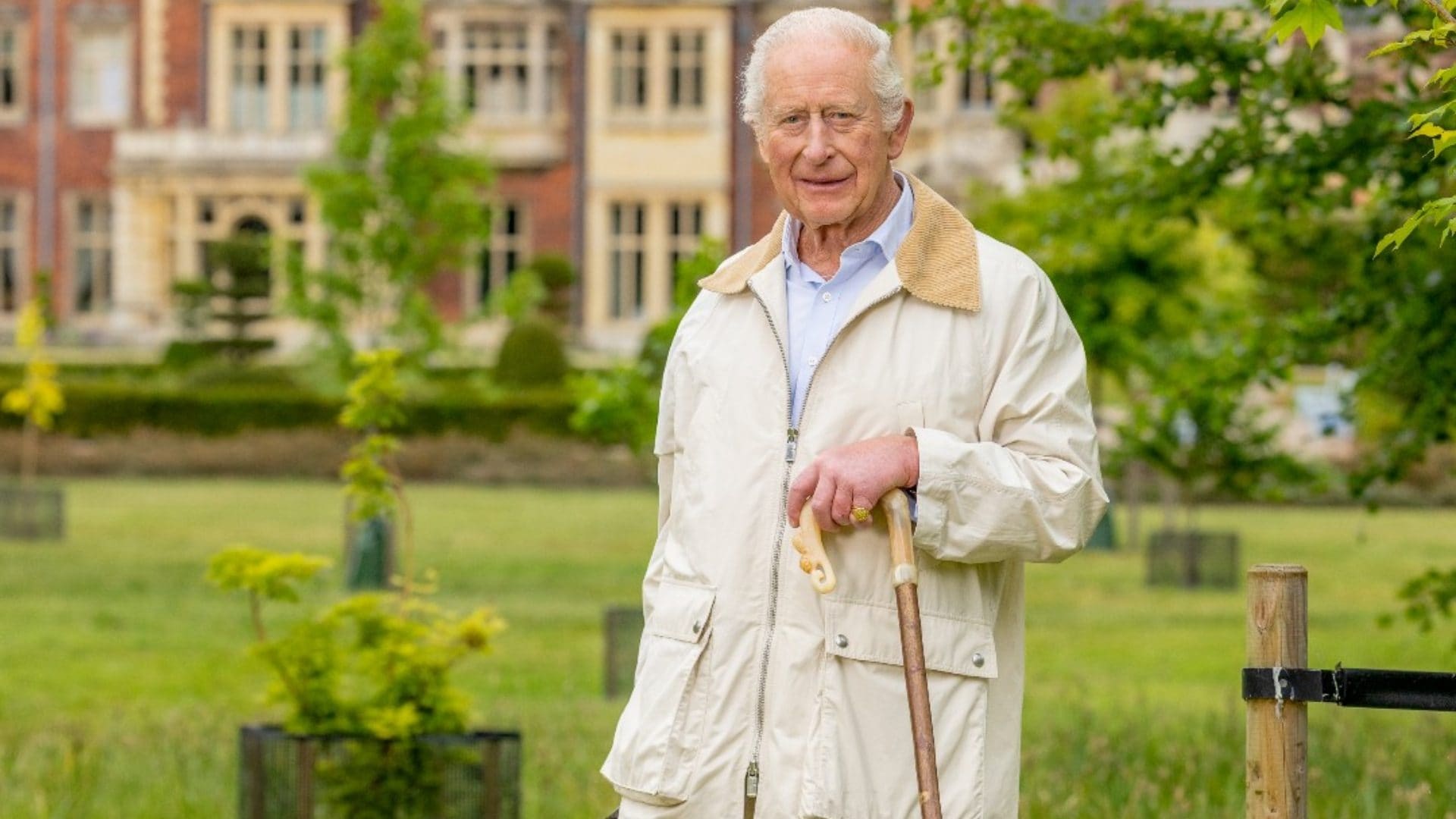 Re Carlo III compie 77 anni: ma perché festeggia il compleanno a giugno?