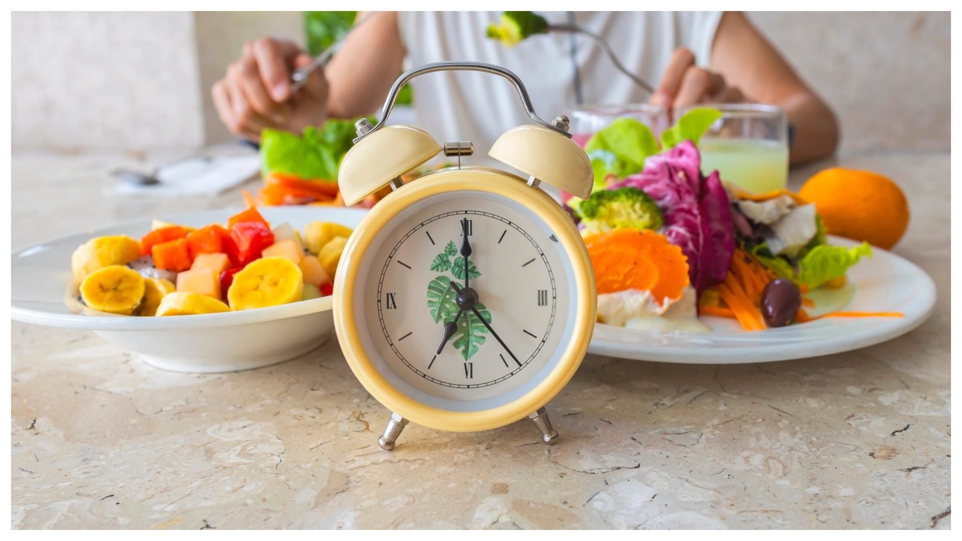 Quando mangiare per dimagrire, la nutrizionista: "Non è questione di orari, ma di regolarità"